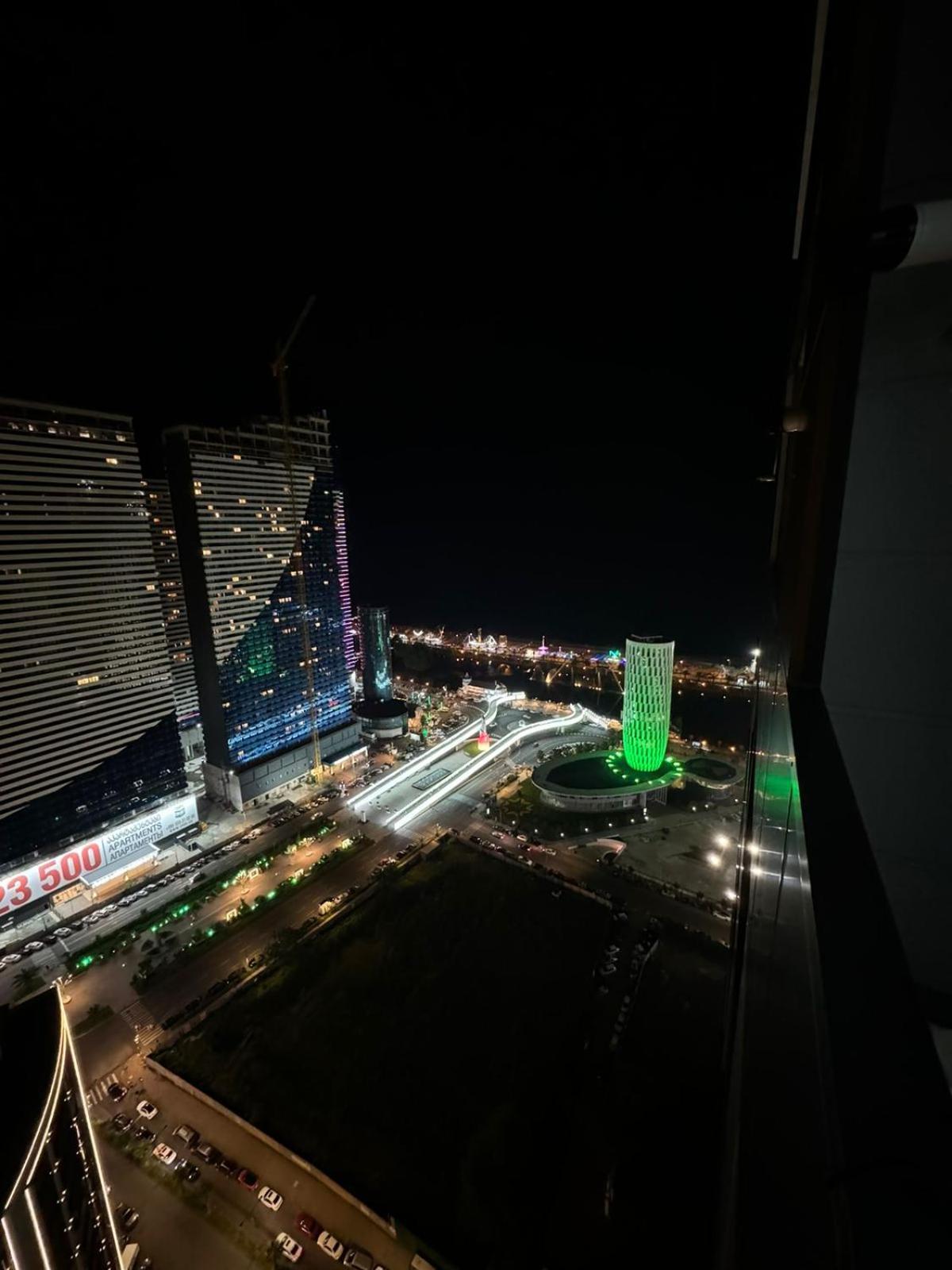 Moonlight Apart-Hotel Batumi Zewnętrze zdjęcie