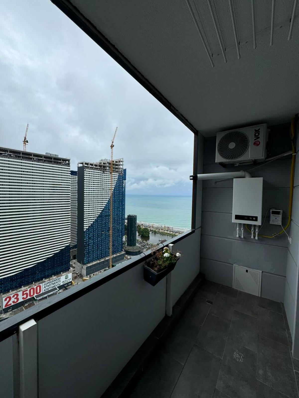 Moonlight Apart-Hotel Batumi Zewnętrze zdjęcie