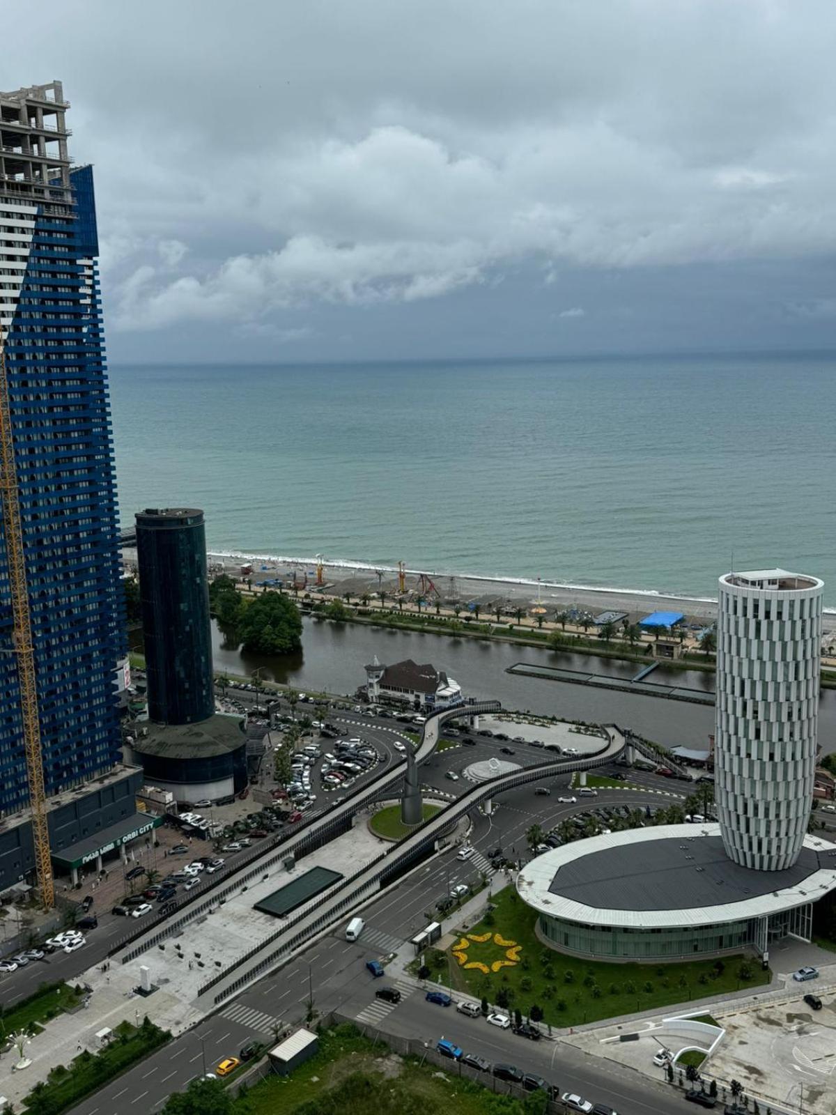 Moonlight Apart-Hotel Batumi Zewnętrze zdjęcie